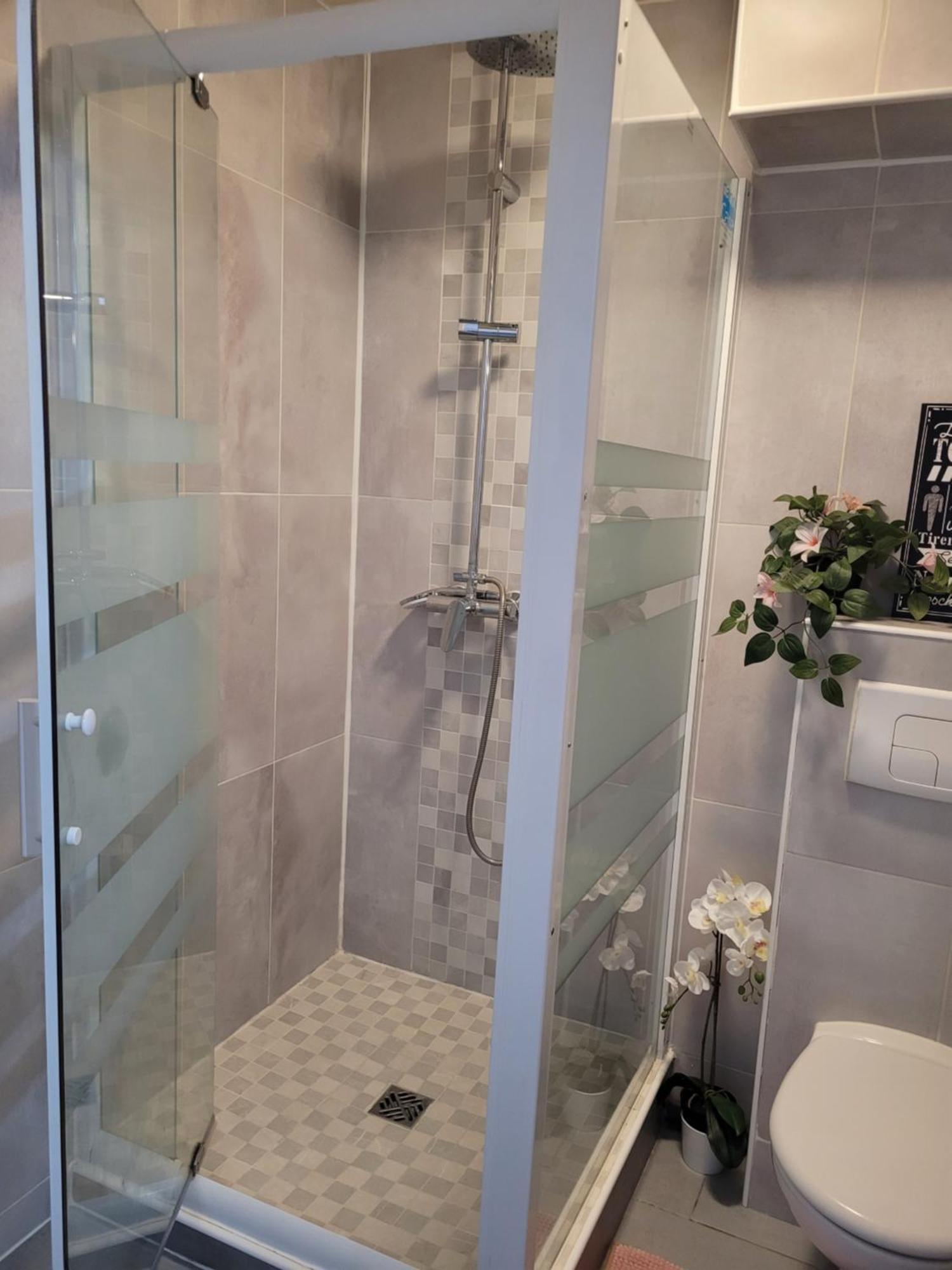 Cocooning House 212 Suite Cosy Sunshine Appartement Aeroport Paris Roissy Cdg Et Parc Asterix Survilliers Exterior photo