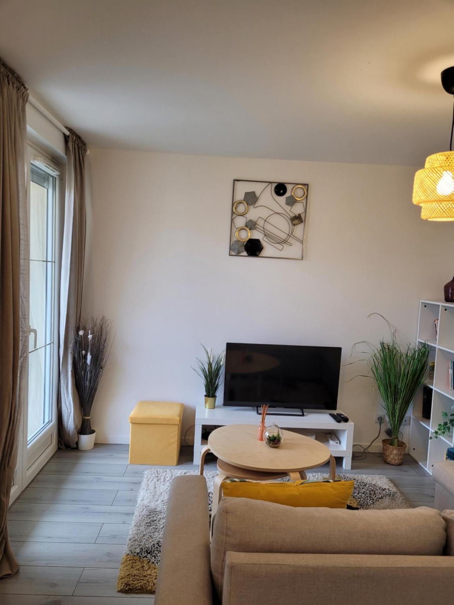 Cocooning House 212 Suite Cosy Sunshine Appartement Aeroport Paris Roissy Cdg Et Parc Asterix Survilliers Exterior photo